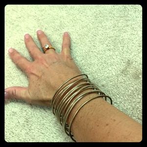 Retro bangle bracelet